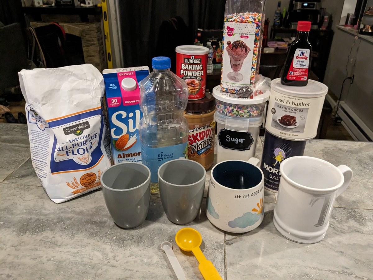 Cakes in a Mug: Delicious &&nbsp;Easy